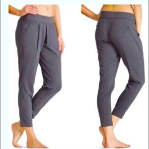 Athleta Women’s Interlude Ankle Pants